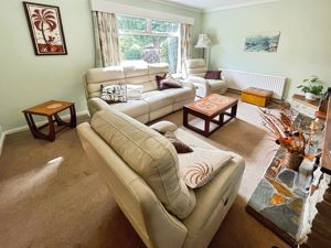 Lounge- click for photo gallery